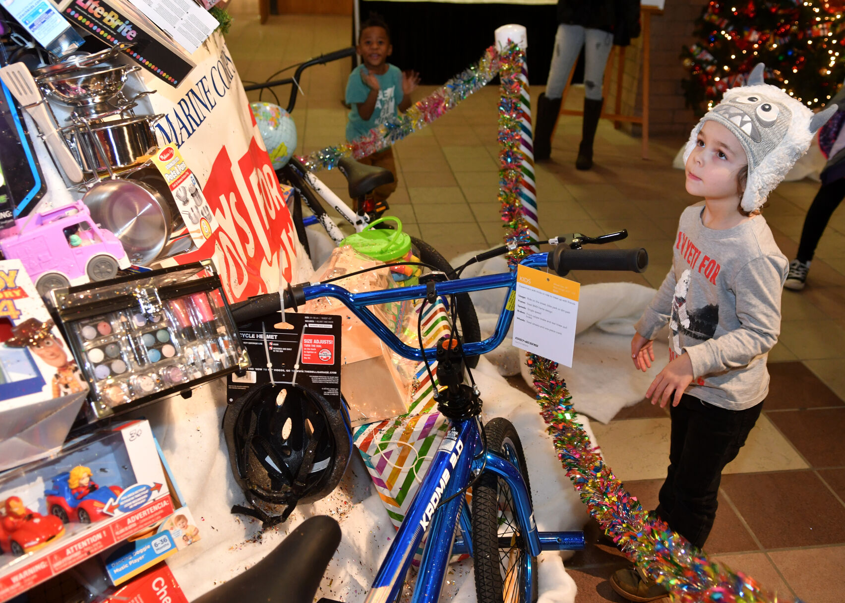 Festival of Trees "Christmas Around the World".